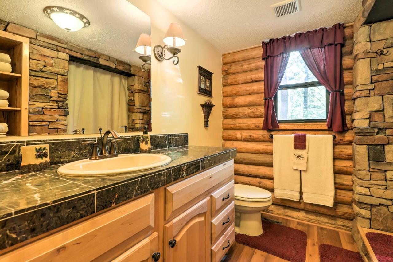Cozy Utah Cabin With Deck And Fire Pit! Duck Creek Village Exteriér fotografie