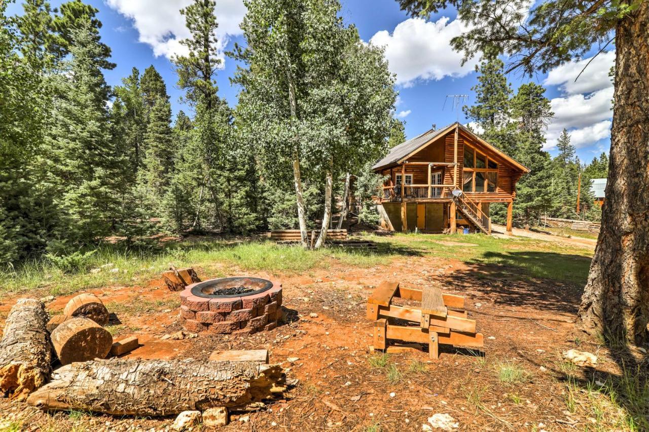 Cozy Utah Cabin With Deck And Fire Pit! Duck Creek Village Exteriér fotografie